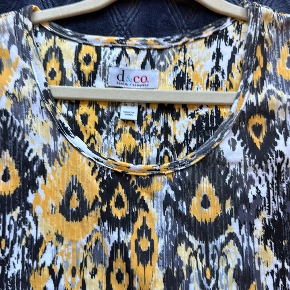 Like new D & Co Women’s Yellow,Black&White knit Midi Sundress with side slit LP - Picture 15 of 15